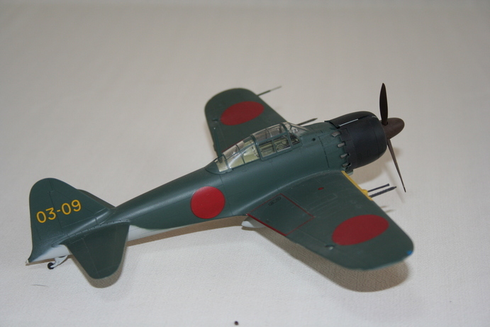 �A���o�g���X�̎G�L��