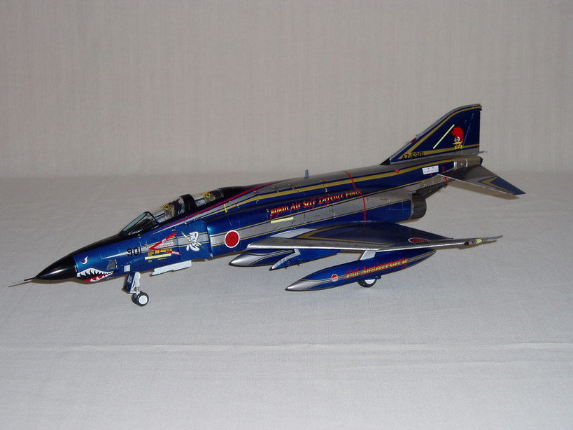 �A���o�g���X�̎G�L��