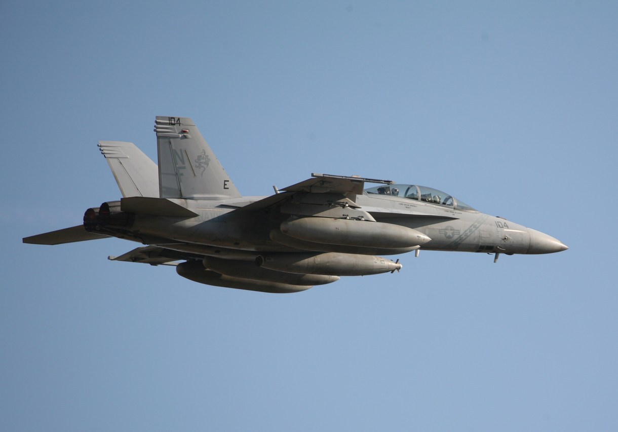 �A���o�g���X�̎G�L��