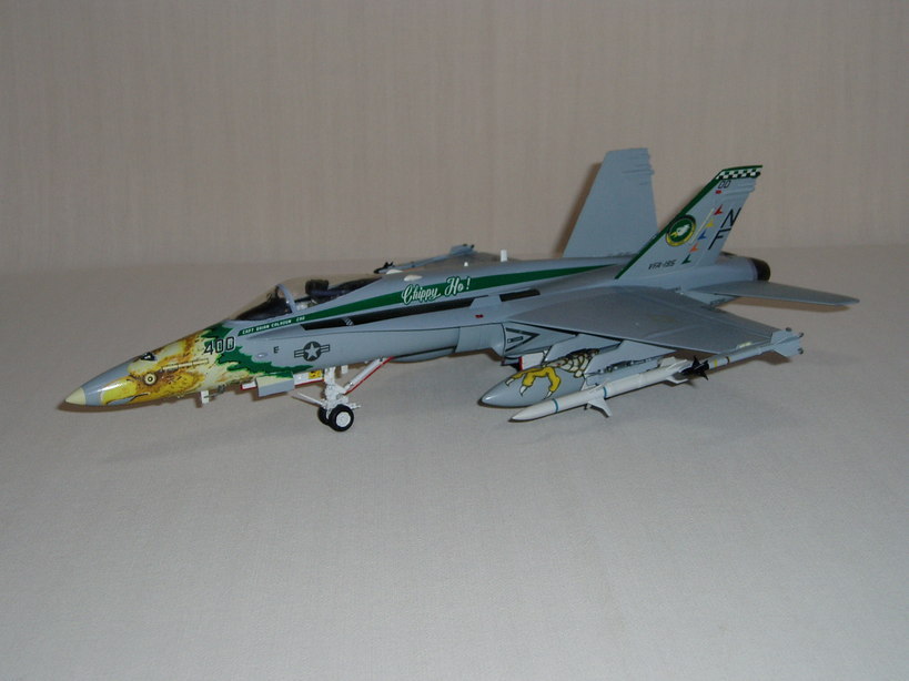 �A���o�g���X�̎G�L��