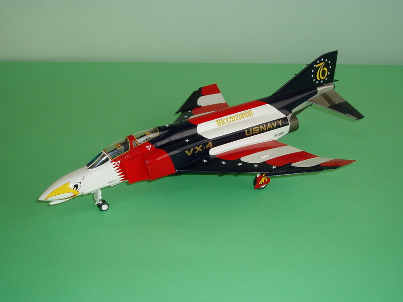 �A���o�g���X�̎G�L��