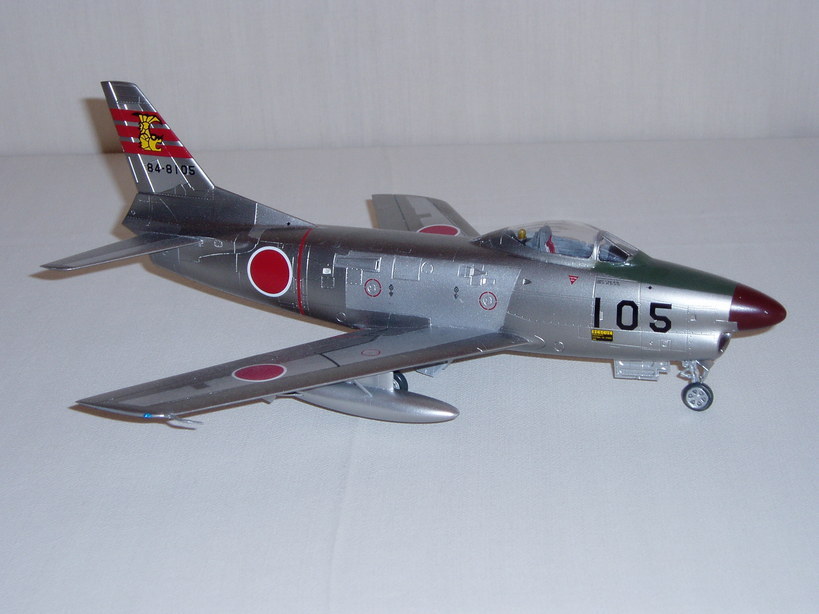 �A���o�g���X�̎G�L��