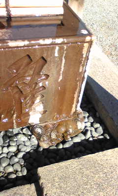 �L�ƕs�v�c�Ƃ��َq�ɂ킽�镗