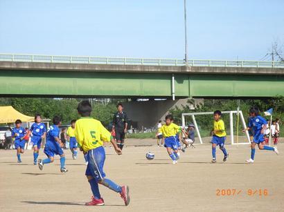 �L�J�T�b�J�[���N�c