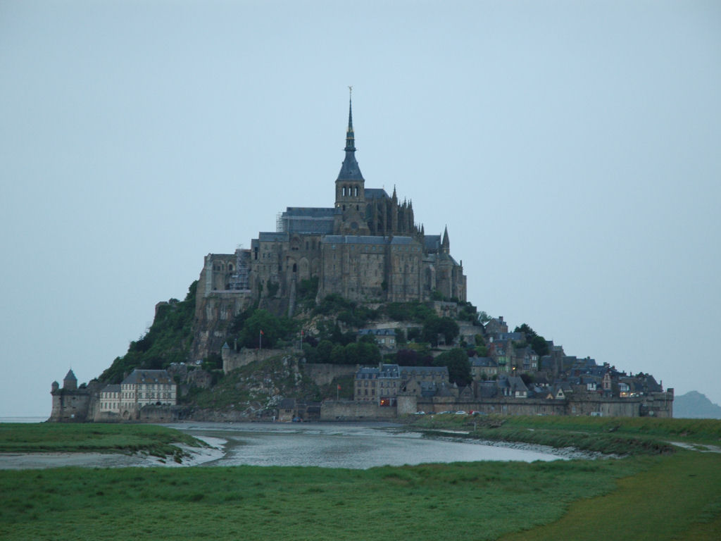 �΂��L�@��z�P�[�u���e���r��