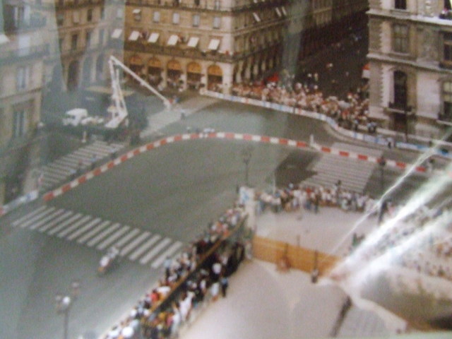 �΂��L�@��z�P�[�u���e���r��