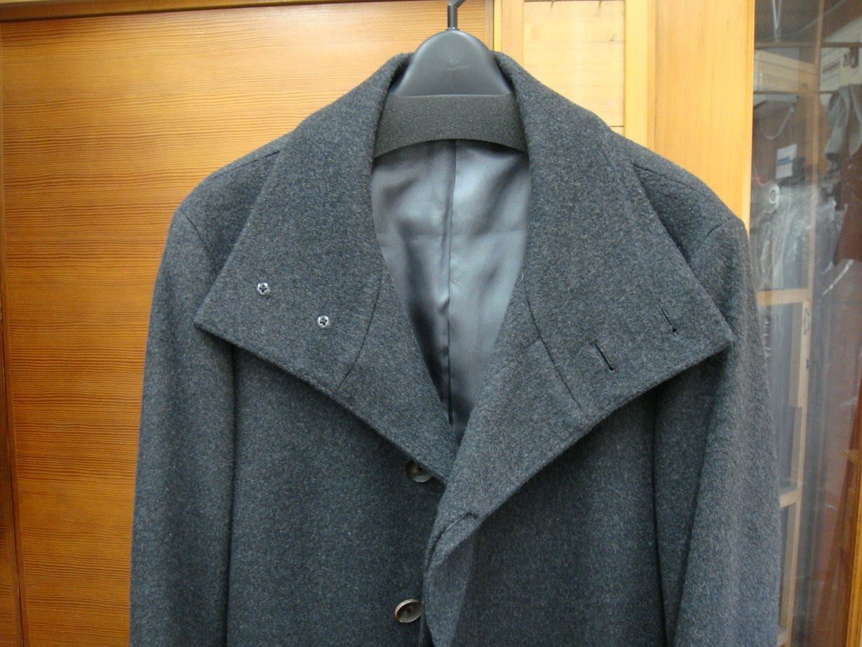 コートの襟幅詰め（洋服の修理/寸法直し）